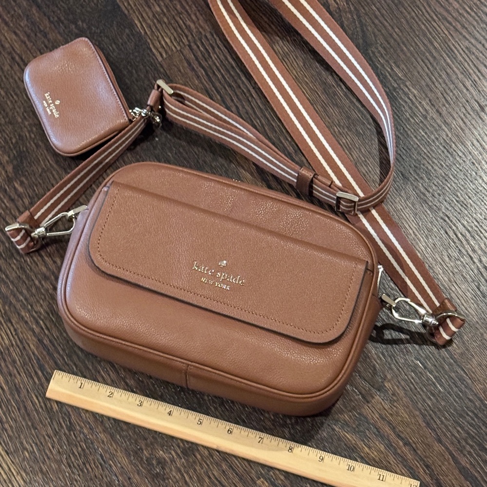 Kate Spade Medium Brown Cross Body Bag Pebbled Leather - like new